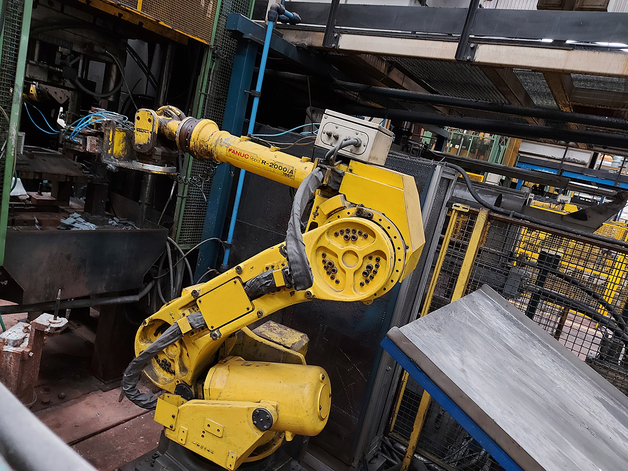 B-uhler-Evolution-B-140-D-cold-chamber-die-casting-machine-KK1580_15 Bühler Evolution B 140 D машина для литья под давлением с холодной камерой KK1580, б/у