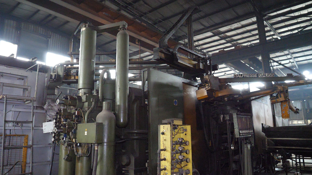 italpresse_ip_1350_sc_die_casting_machine_kk1442_p33 Italpresse IP 1350 SC машина для литья под давлением с холодной камерой KK1442, б/у