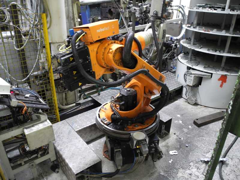 Kuka KR 16-F, литейный робот, б/у HR1814