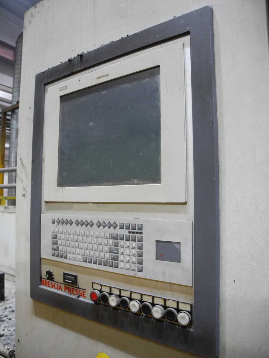 KK1381_IDRA_OL_900_PRP_bild-6 Машина для литья под давлением с холодной камерой IDRA OL 900 PRP, б/у KK1381