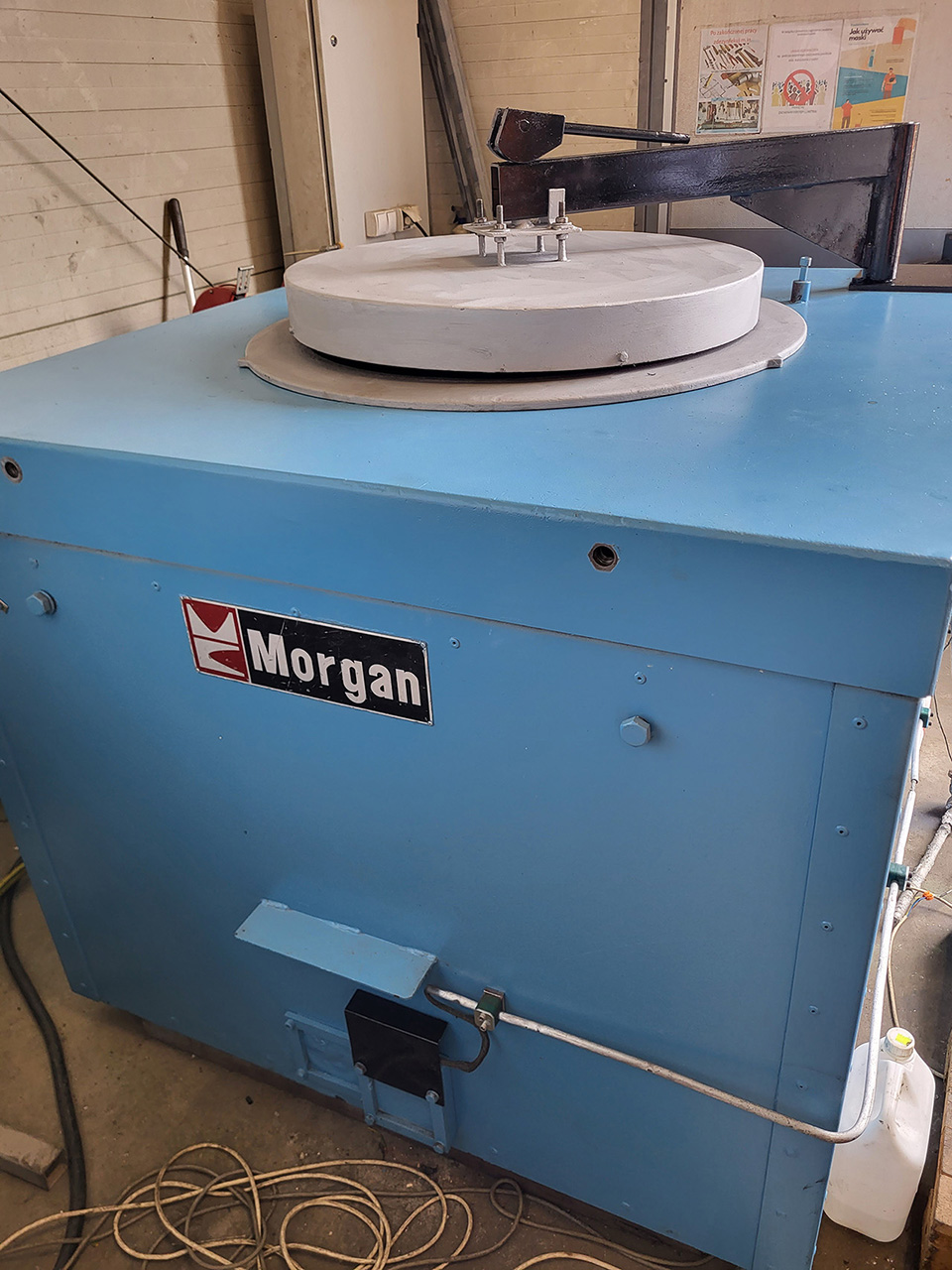 Тигельная печь MORGAN MKV E ERBO 500 O1804, б/у Тигельная печь MORGAN MKV E ERBO 500 O1804, б/у