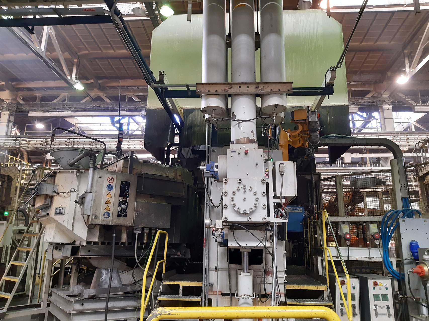 Frech GDK 1600-130 OC машина для литья под давлением с холодной камерой KK1637, б/у Frech GDK 1600-130 OC машина для литья под давлением с холодной камерой KK1637, б/у