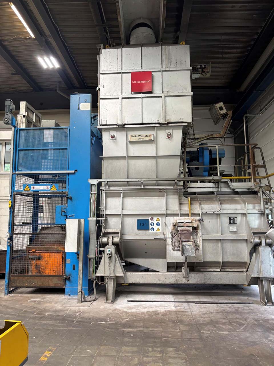 Печь для плавки и выдержки StrikoWestofen MH II-T 3000/2000 G-eg Plus+ O1843, б/у