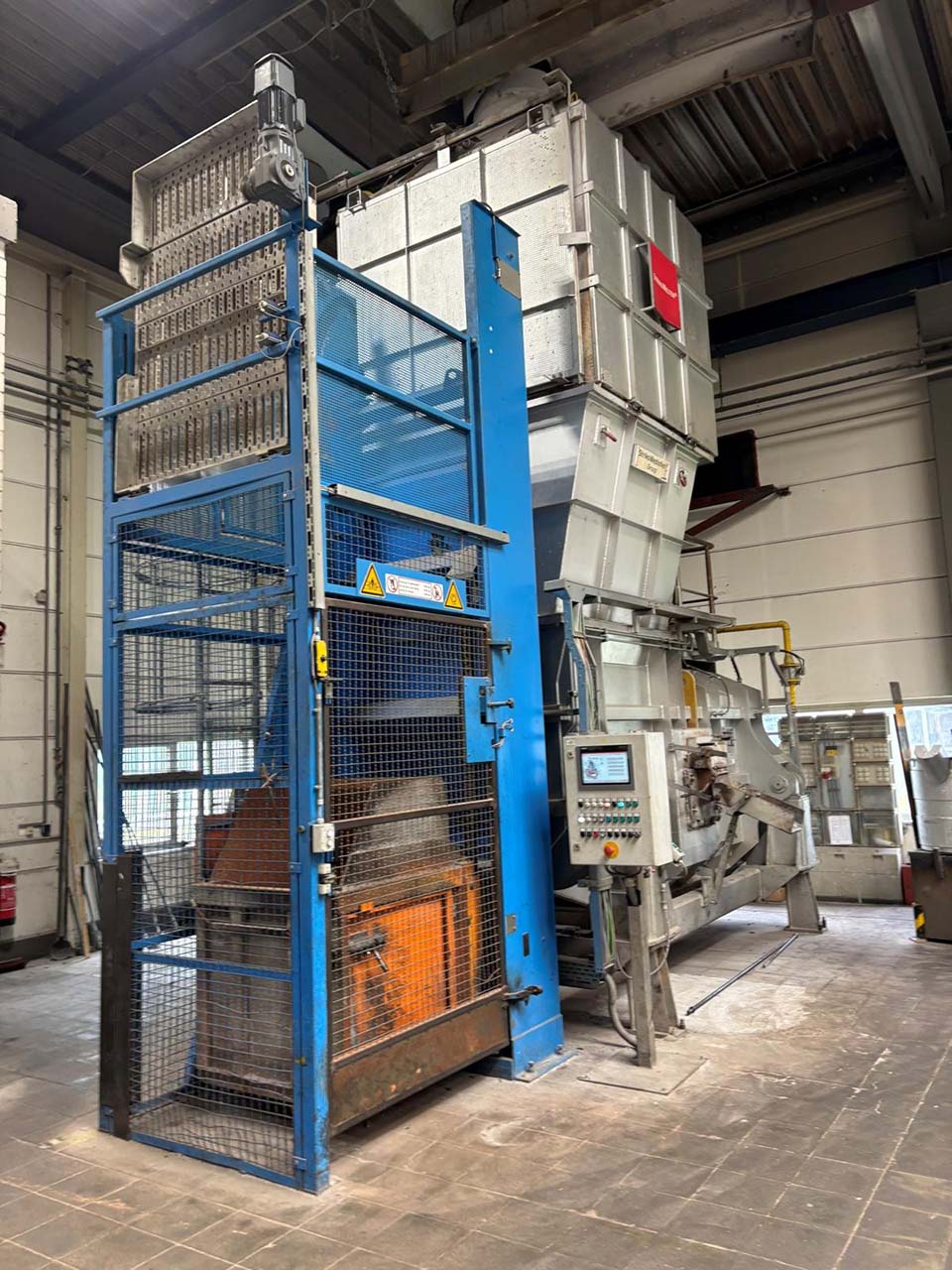 Печь для плавки и выдержки StrikoWestofen MH II-T 3000/2000 G-eg Plus+ O1843, б/у Печь для плавки и выдержки StrikoWestofen MH II-T 3000/2000 G-eg Plus+ O1843, б/у
