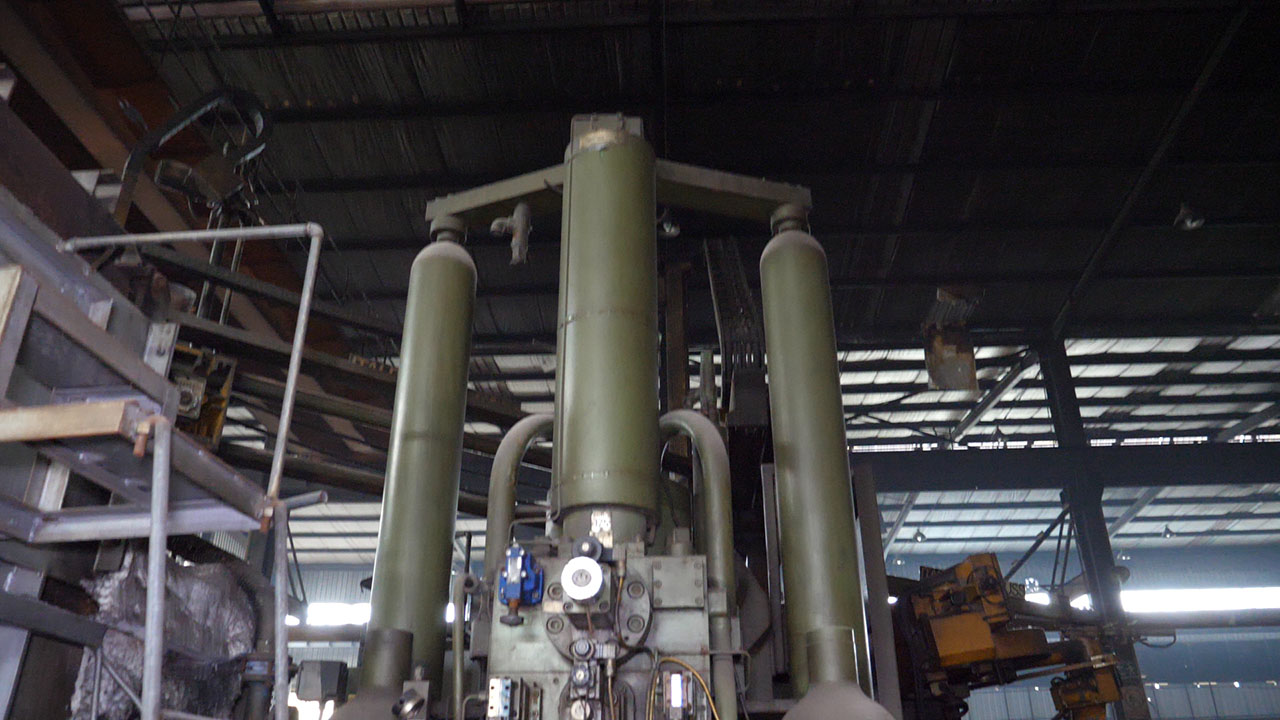 italpresse_ip_1350_sc_die_casting_machine_kk1442_p27 Italpresse IP 1350 SC машина для литья под давлением с холодной камерой KK1442, б/у