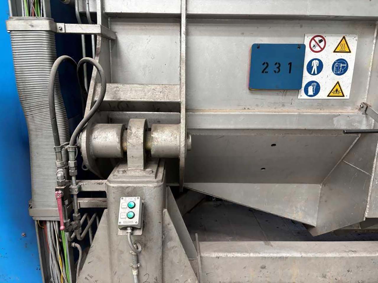 Печь для плавки и выдержки StrikoWestofen MH II-T 3000/2000 G-eg Plus+ O1843, б/у Печь для плавки и выдержки StrikoWestofen MH II-T 3000/2000 G-eg Plus+ O1843, б/у