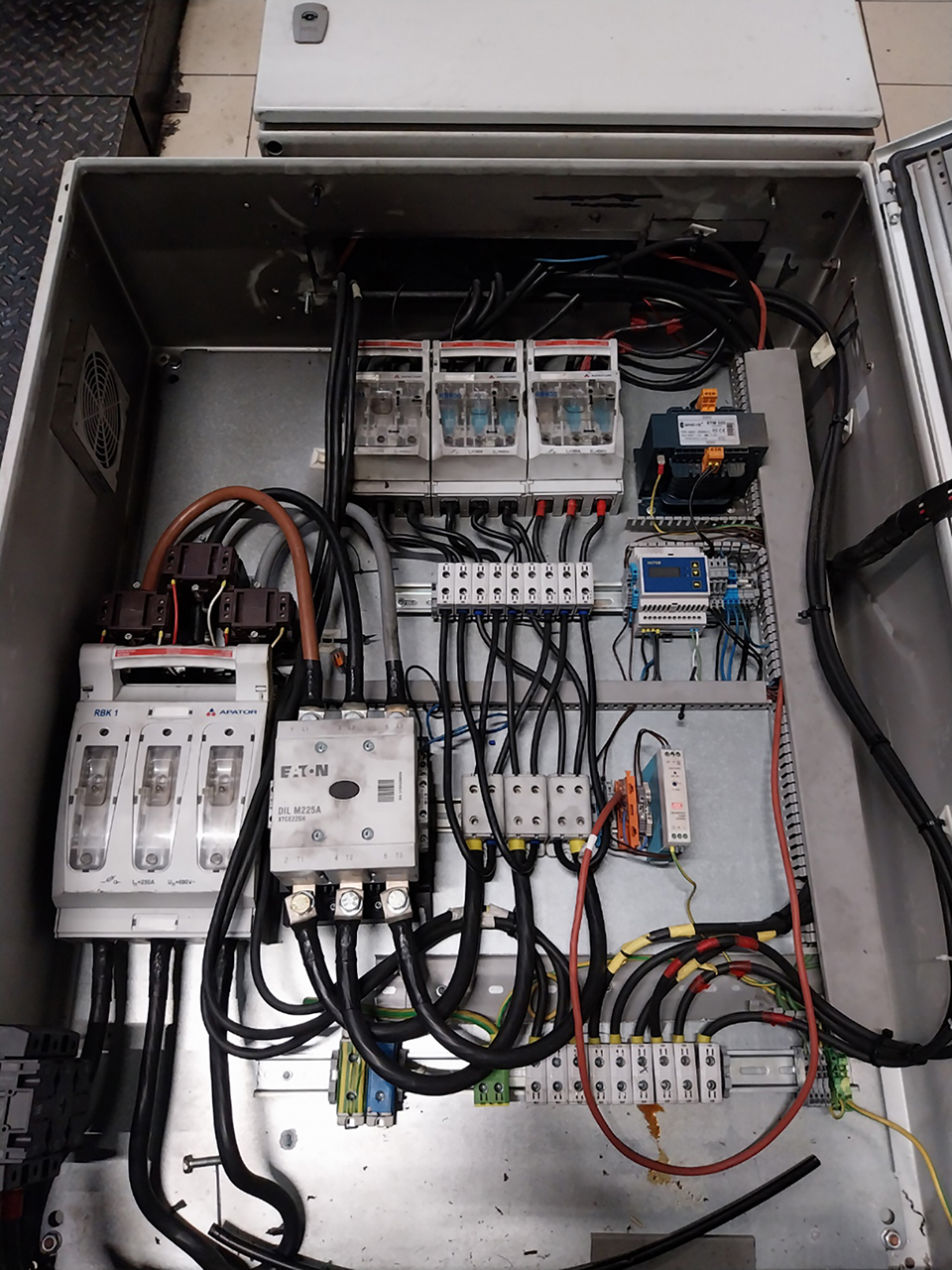 Тигельная печь Norgpol NTE 800/11 O1824, б/у Тигельная печь Norgpol NTE 800/11 O1824, б/у